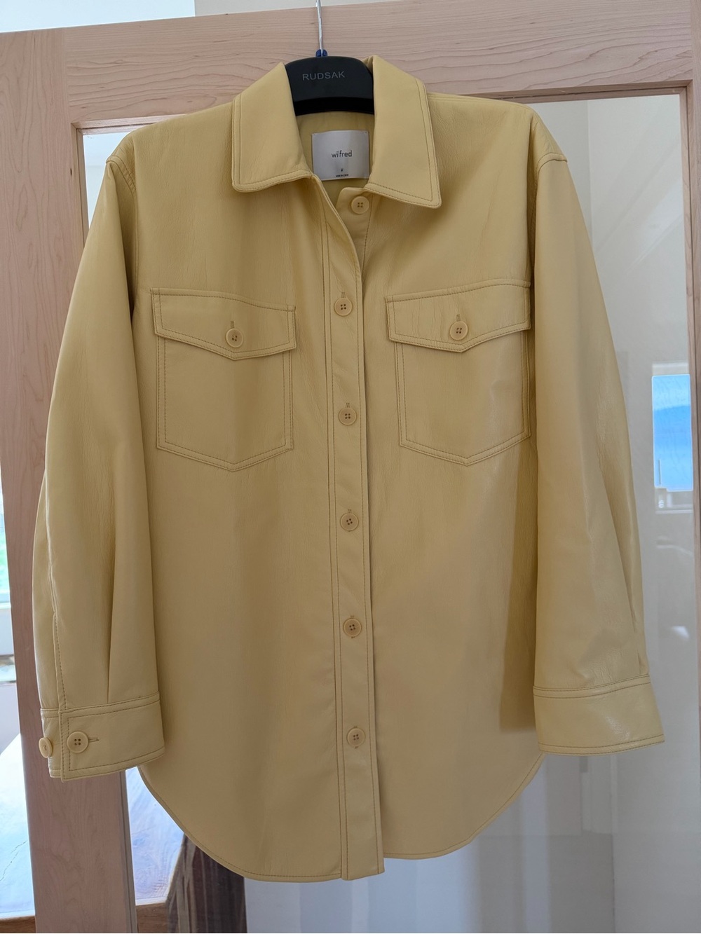 💛 Aritzia Wilfred Butter Yellow Vegan Leather Shirt Jacket